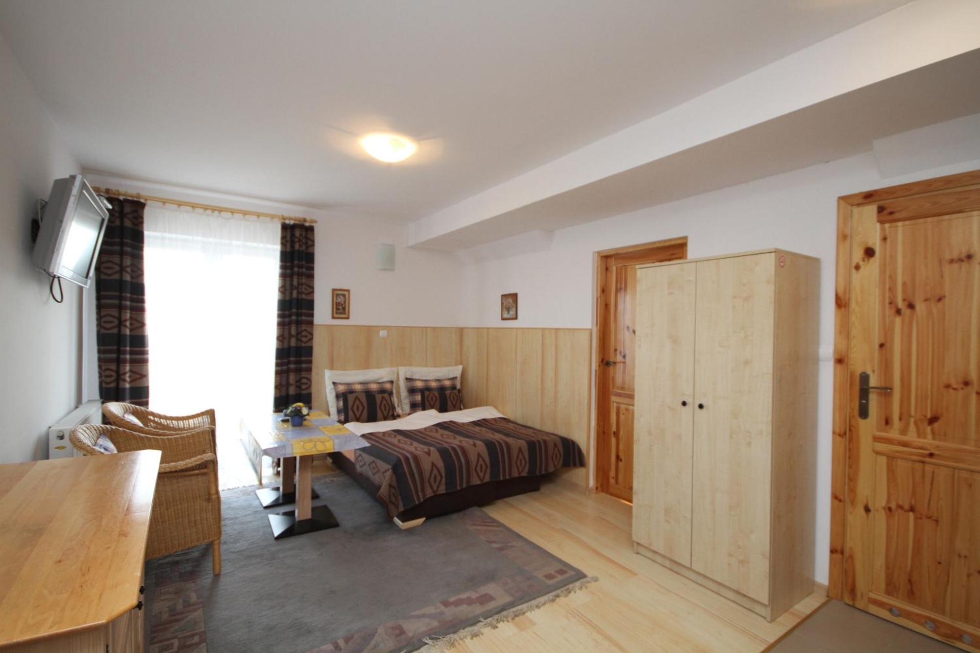 Dworek Leba I Domki Ranczo Itrich Room photo